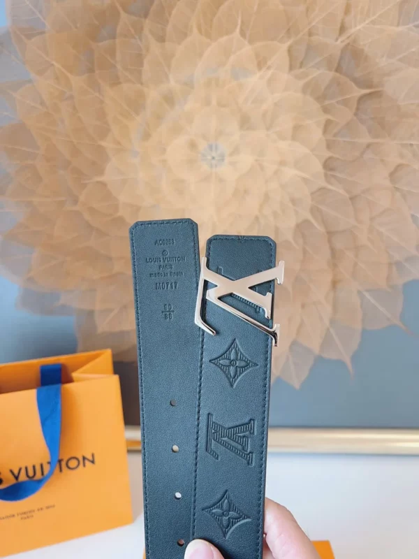 Louis Vuitton belt