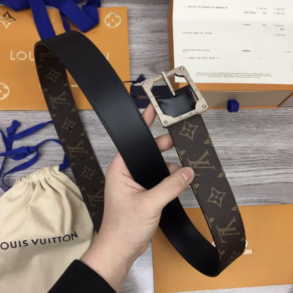 Louis Vuitton belt