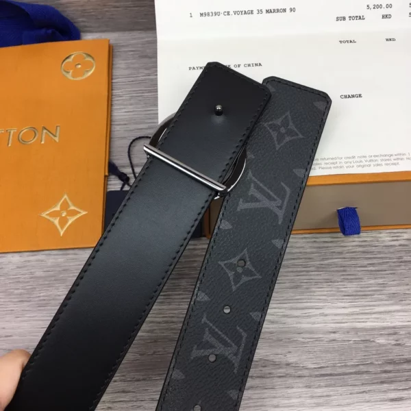 Louis Vuitton belt