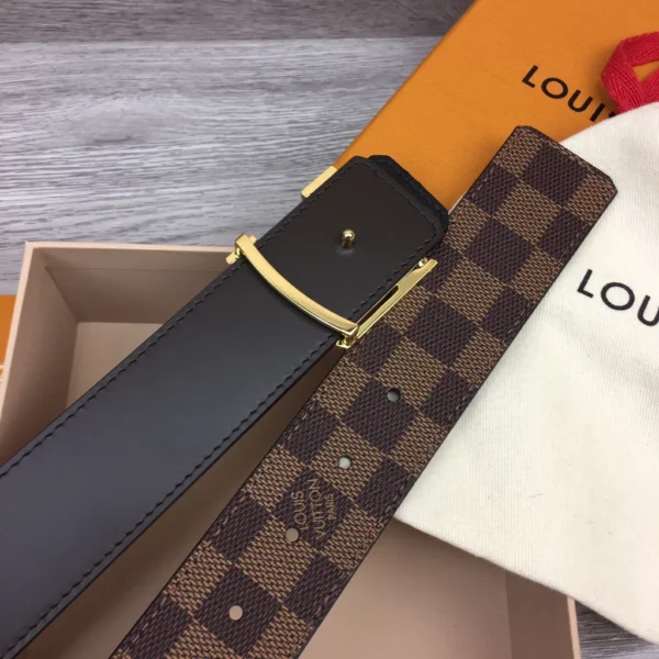 Louis Vuitton belt