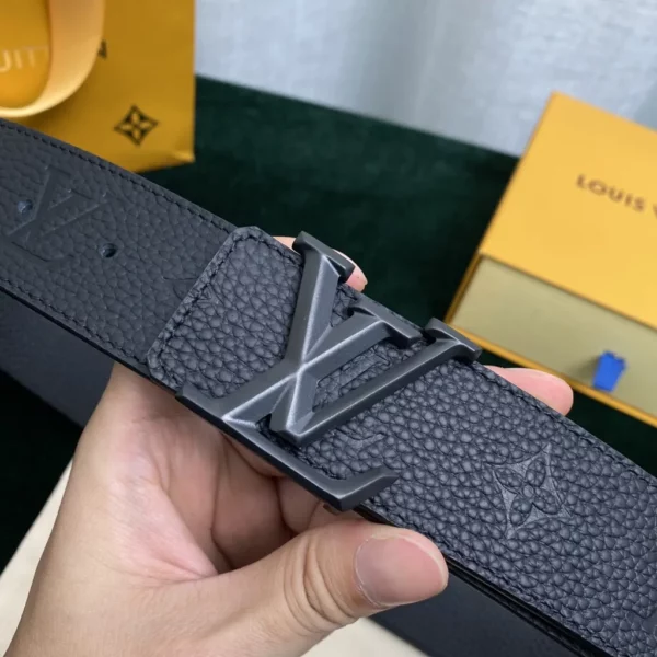 Louis Vuitton belt