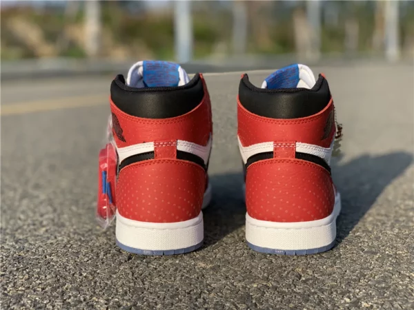 Air Jordan 1 Retro High OG Chicago Crystal - 2018-12-24 - Replica shoes