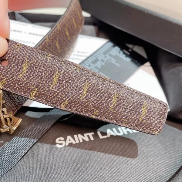 Saint Laurent belt