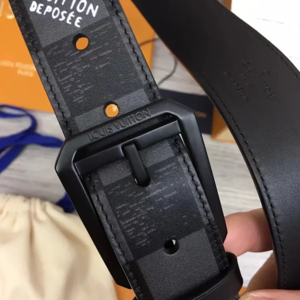 Louis Vuitton belt