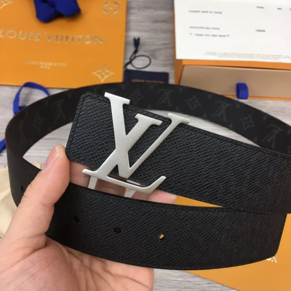 Louis Vuitton belt