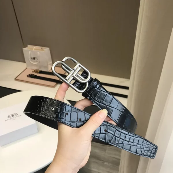 Balenciaga belt