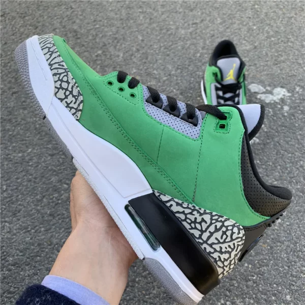 Air Jordan 3 Tinker Oregon Ducks PE - 2018-12-24 - Replica shoes