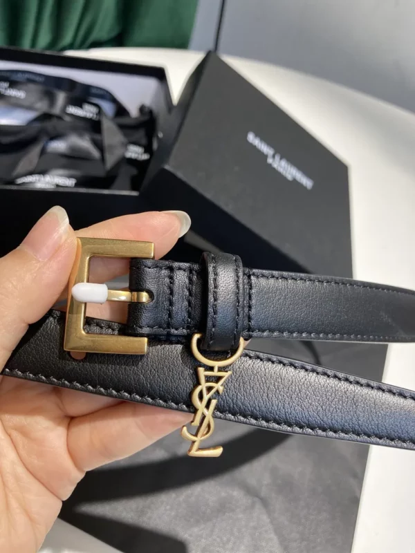 Saint Laurent belt