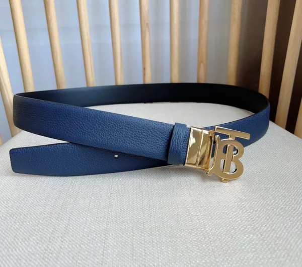 Burberry belt