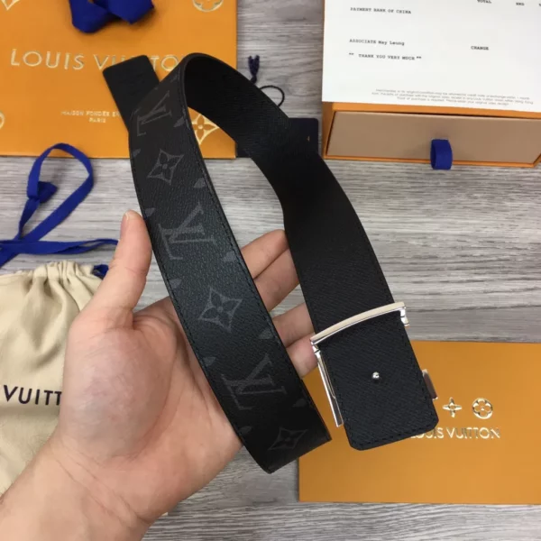 Louis Vuitton belt