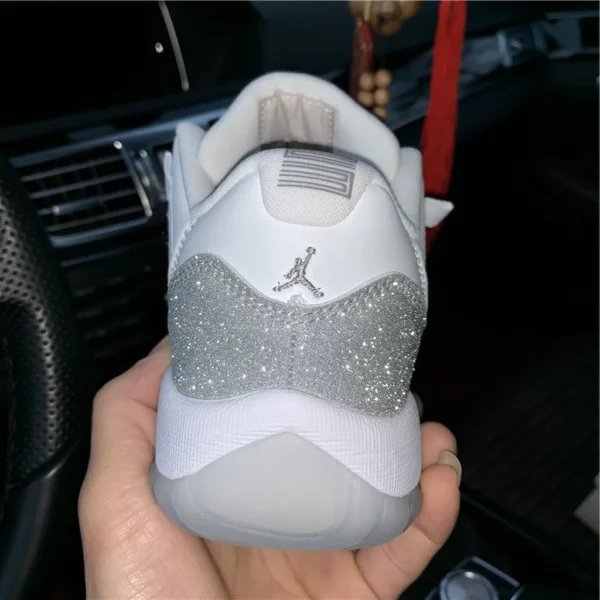 Air Jordan 11 WMNS Metallic Silver - Replica shoes