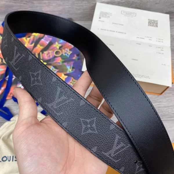 Louis Vuitton belt