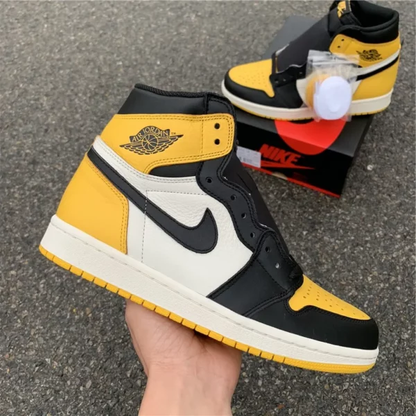 Air Jordan 1 Yellow Toe - 2019-04-21 - Replica shoes