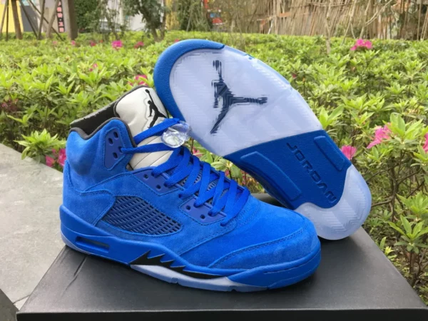 Air Jordan 5 Retro Raging Bull (2017) BlueSuede - 2017-04-09 - Replica shoes