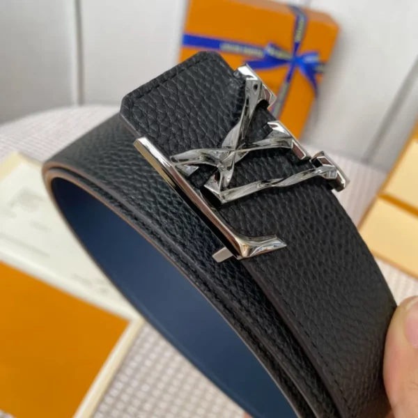 Louis Vuitton belt