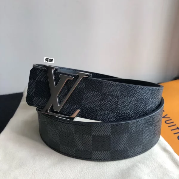 Louis Vuitton belt