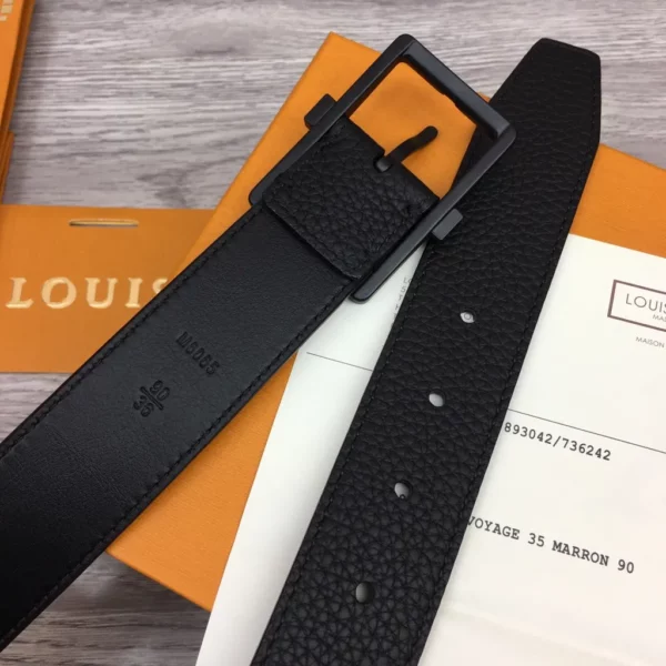 Louis Vuitton belt