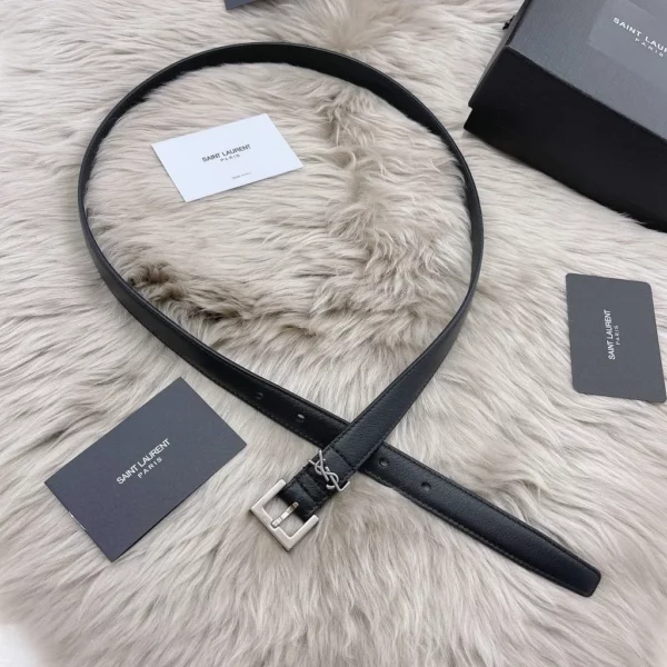 Saint Laurent belt