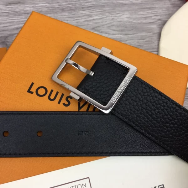 Louis Vuitton belt