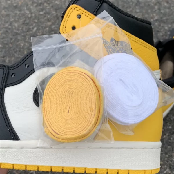 Air Jordan 1 Yellow Toe - 2019-04-21 - Replica shoes