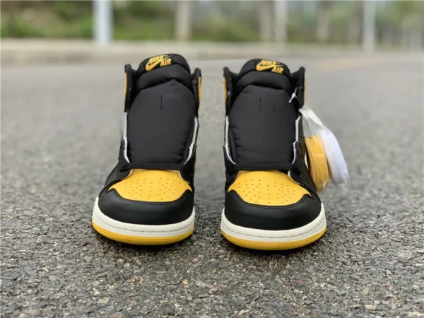 Air Jordan 1 Yellow Toe - 2019-04-21 - Replica shoes