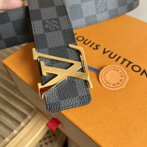 Louis Vuitton belt