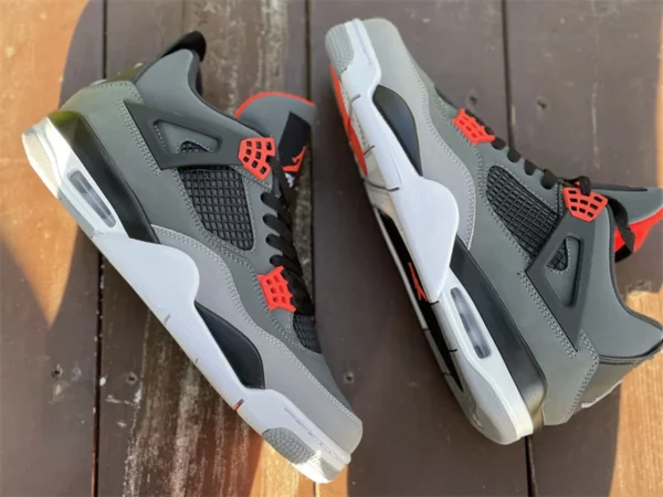 Travis Scott x Air Jordan 4-01-13 - Replica shoes