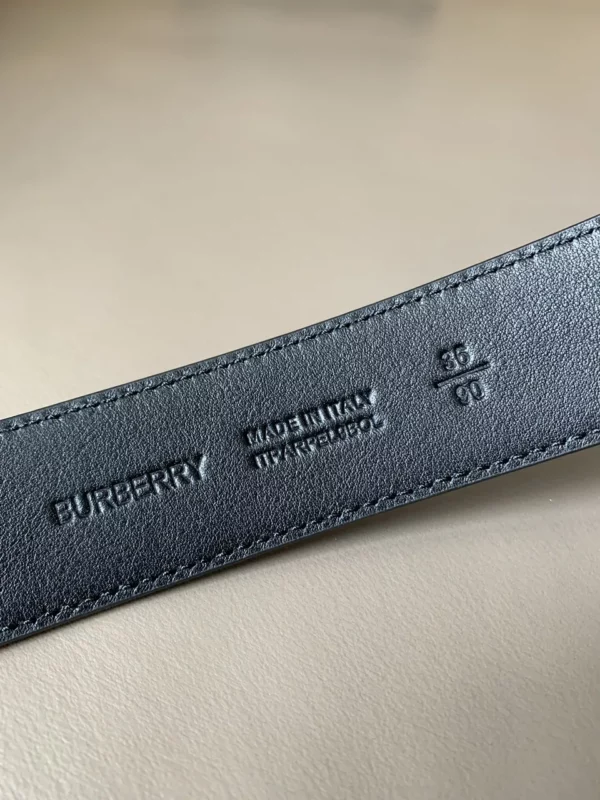 Burberry belt