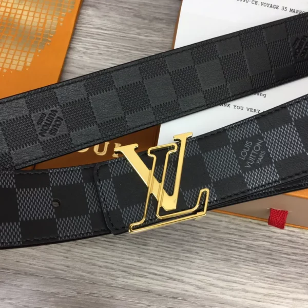 Louis Vuitton belt