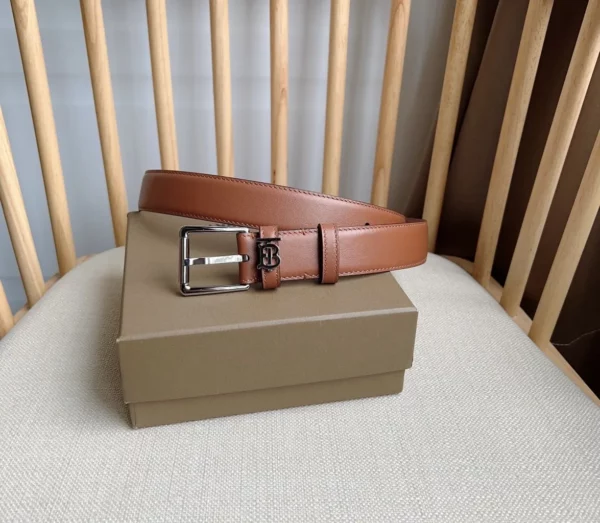 Burberry belt