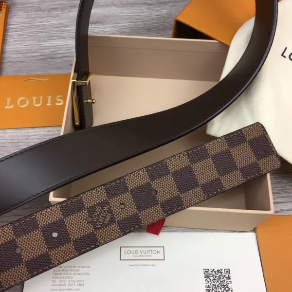 Louis Vuitton belt