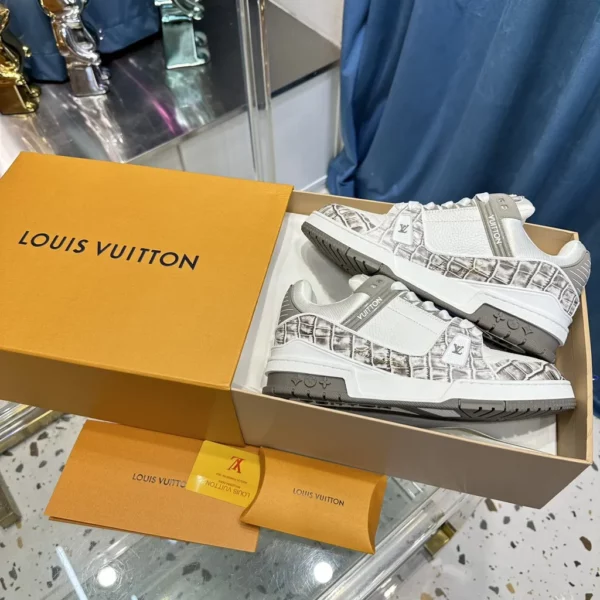 Louis Vuitton shoes - louis vuitton replica shoes