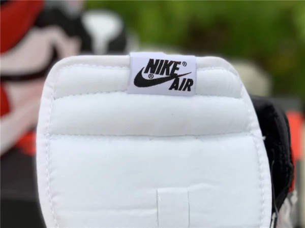 Air Jordan 1 Satin WMNS Black Toe - 2019-08-20 - Replica shoes