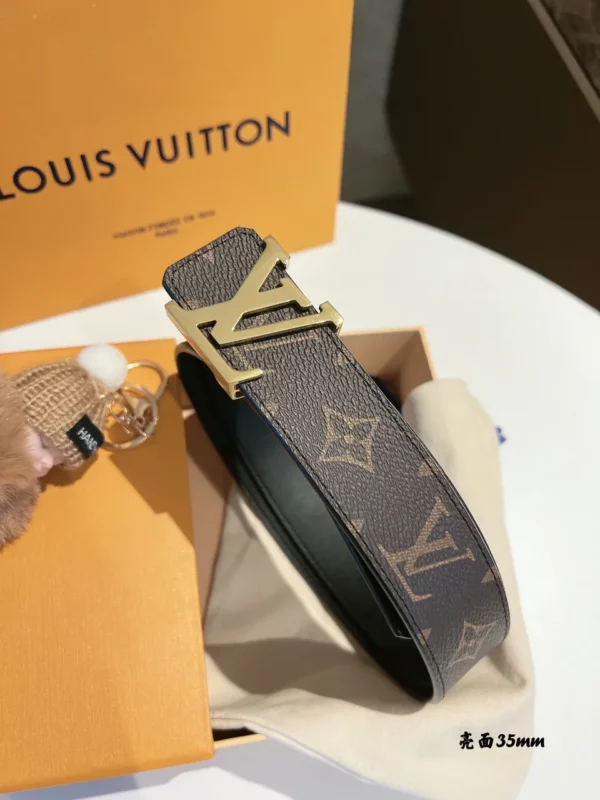 Louis Vuitton belt