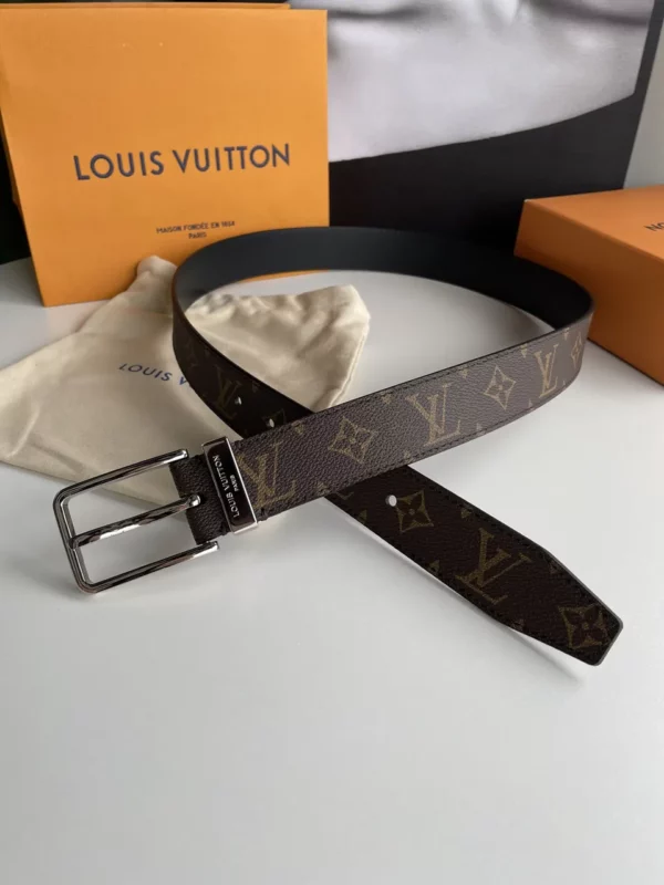 Louis Vuitton belt