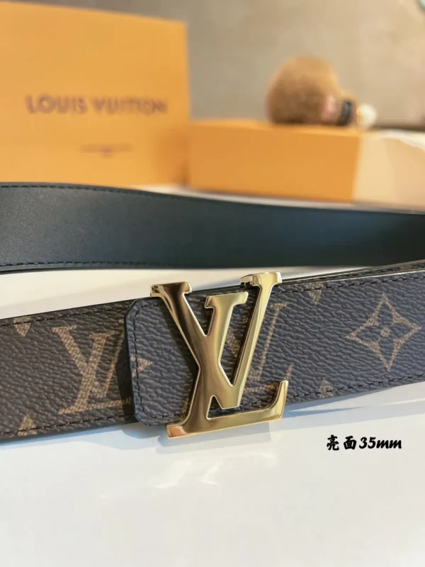 Louis Vuitton belt