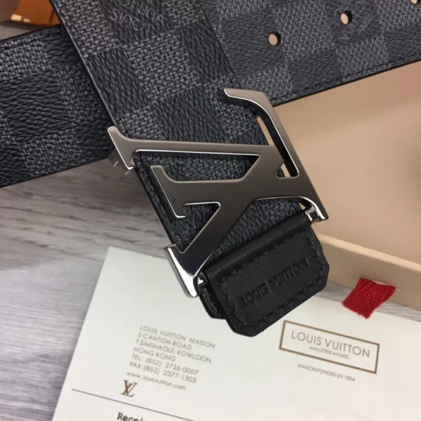 Louis Vuitton belt