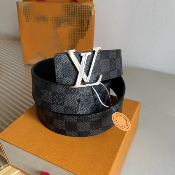 Louis Vuitton belt