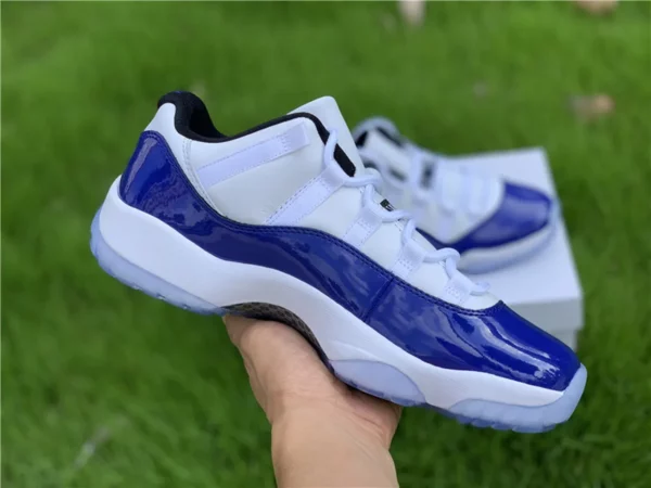 Air Jordan 11 Low WMNS Concord - Replica shoes