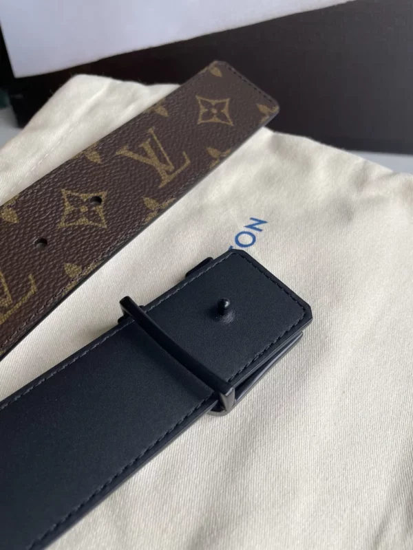 Louis Vuitton belt