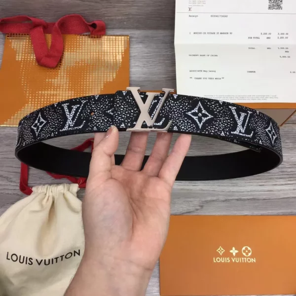 Louis Vuitton belt