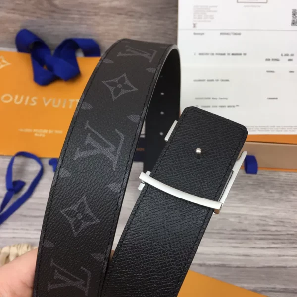 Louis Vuitton belt