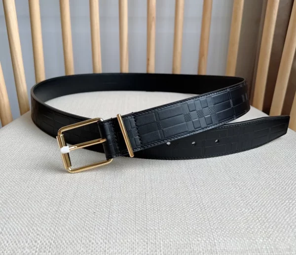 Burberry belt