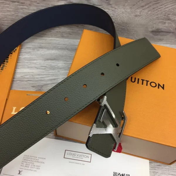 Louis Vuitton belt