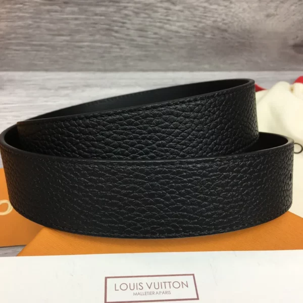 Louis Vuitton belt