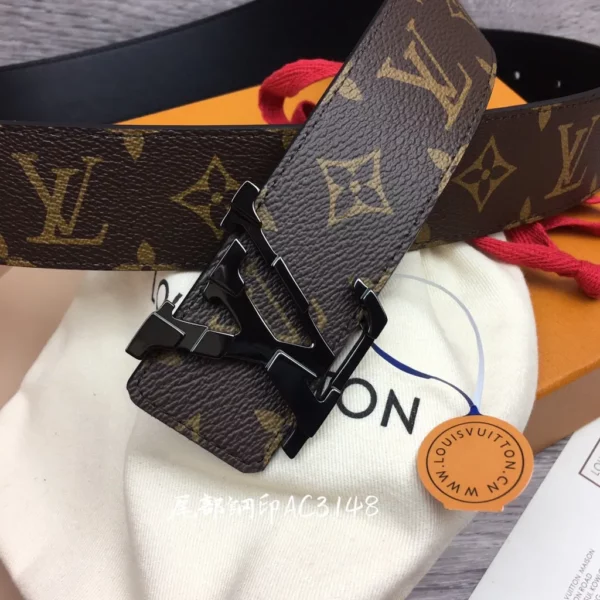 Louis Vuitton belt