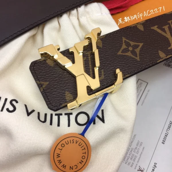 Louis Vuitton belt