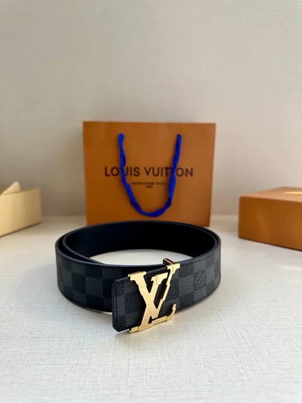 Louis Vuitton belt