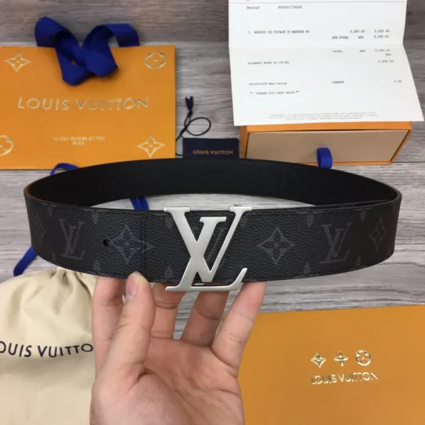 Louis Vuitton belt