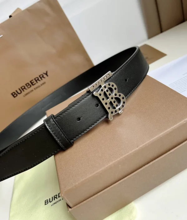 Burberry belt